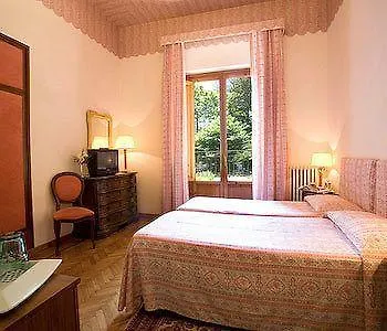 Hotel Astoria 몬테카티니테르메