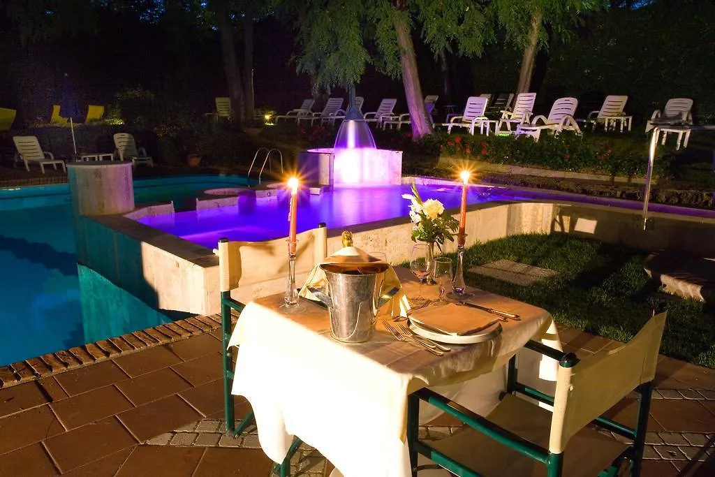 Hotel Astoria 몬테카티니테르메