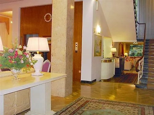 Hotel Astoria 몬테카티니테르메 4*,