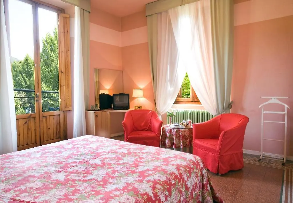 Hotel Astoria 몬테카티니테르메